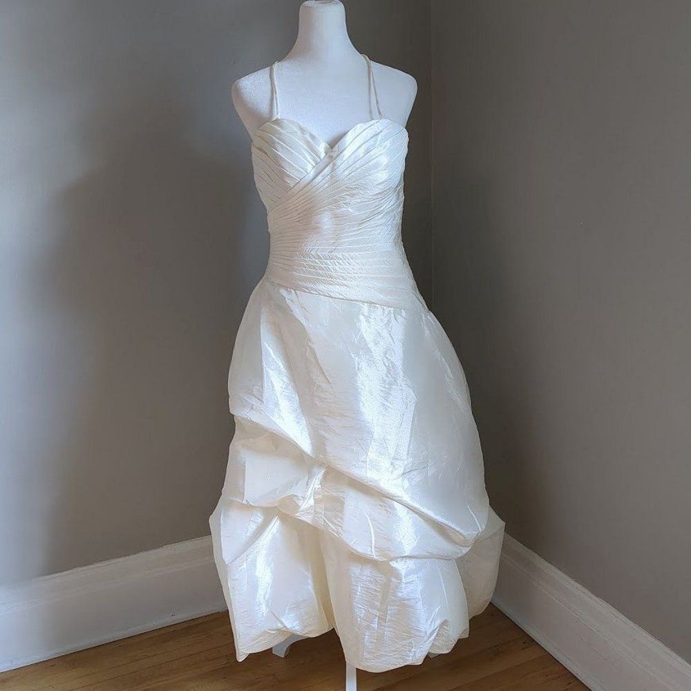 NWT Bill Levkoff Wedding Dress Halter Puff Hem Gown Ruching Puff Bridal Size 8